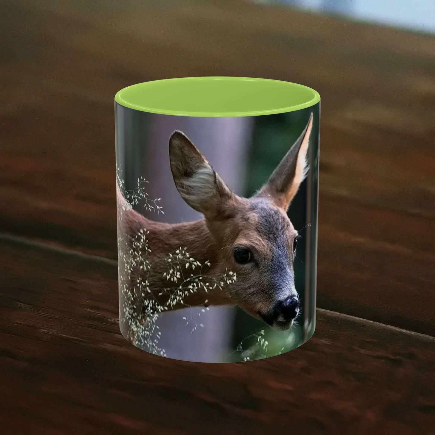 Mug with nature-inspired deer print, featuring delicate floral elements, elegant ceramic design, perfect for nature-loving women.