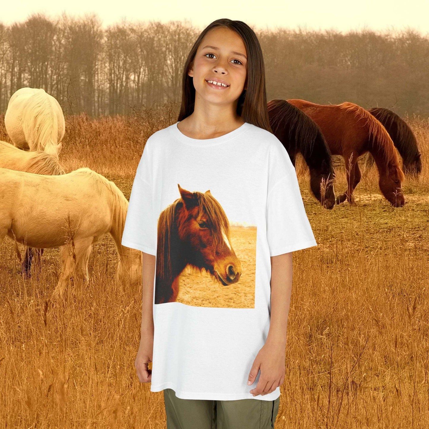 Kids tee with horse print, perfect for horse-loving children, made from soft cotton for comfort and durability.