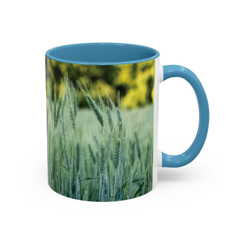 Beruhigender 325ml Weizenfeld Keramik-Becher, ideales Geschenk mit einem hellblauen Henkel und hellblauer Innenseite.