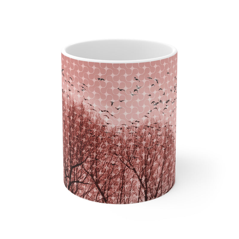 Keramikbecher „Vögel in der Abenddämmerung“ – Kaffeebecher mit rosa Baumsilhouette