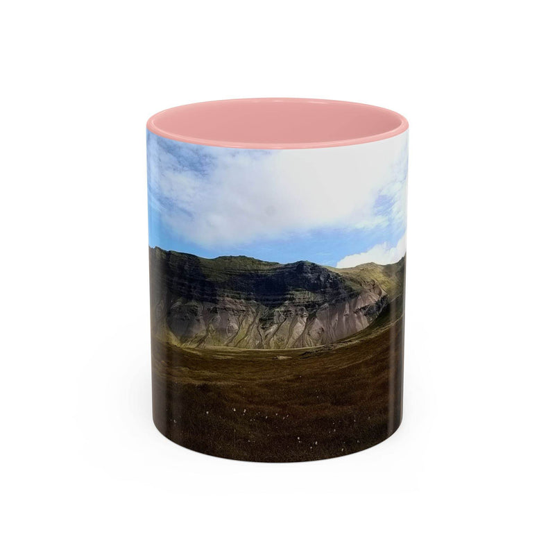 Kaffeebecher aus Keramik, 325 ml, mit rosa Henkel und rosa Innenseite, bedruckt mit einer Islandlandschaft.