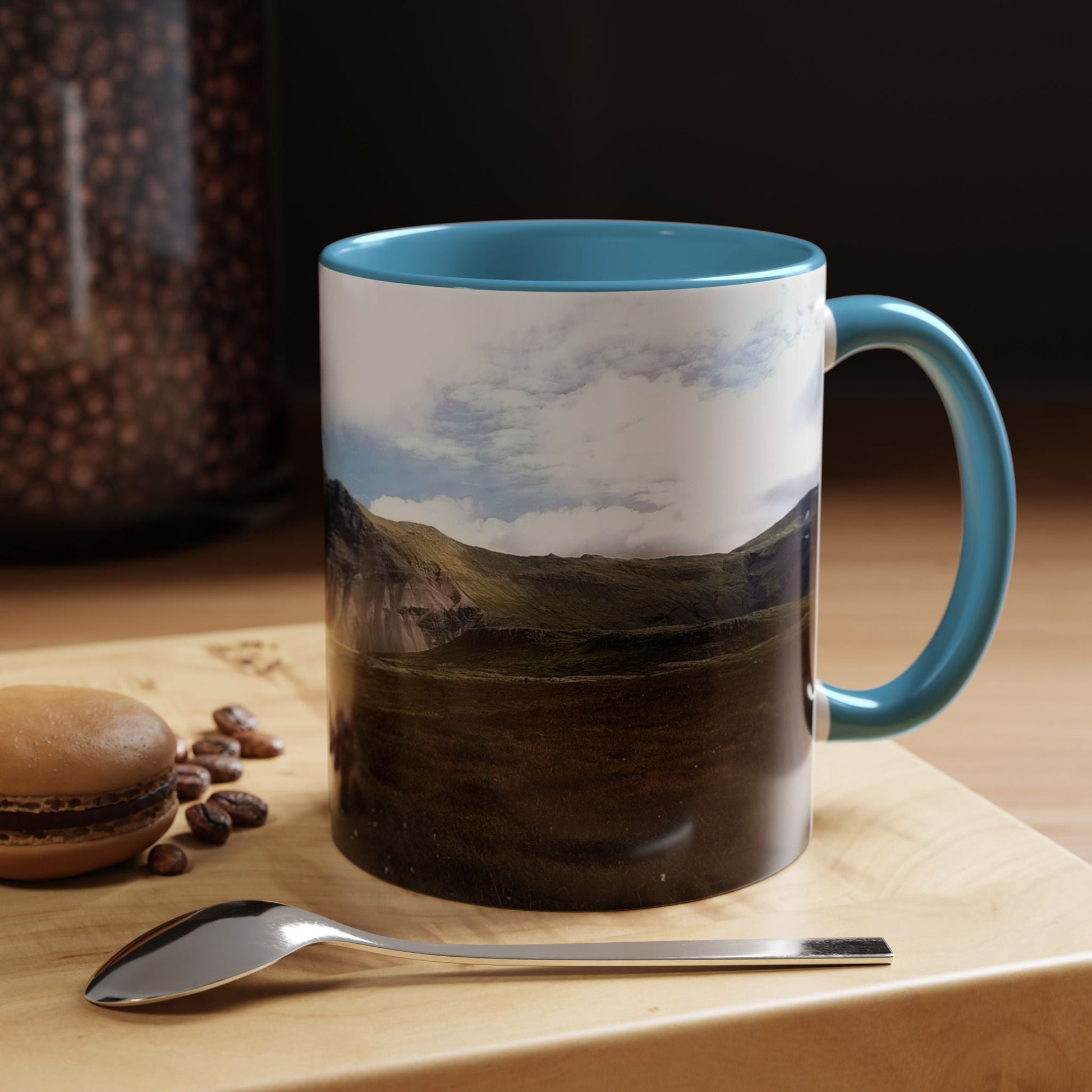 Coffee mug featuring Iceland scenery, ideal for nature lovers, 325ml, ceramic, microwave and dishwasher safe.