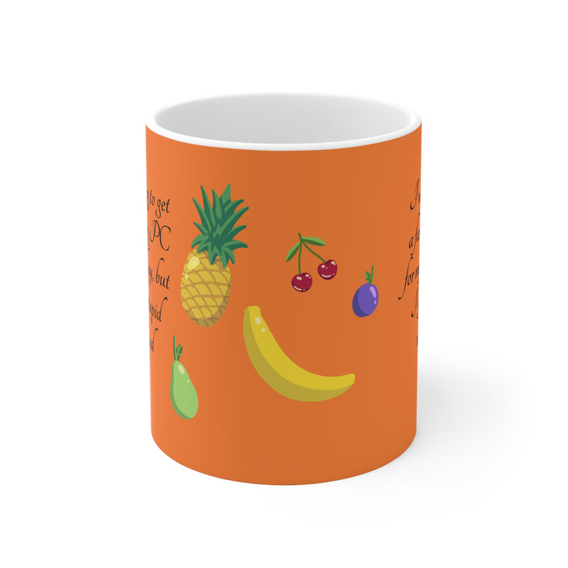 Farbenfroher 325ml Keramikbecher zum Geburtstag mit einem humorvollen Text im Gamer-Stil und bunten Frucht-Symbolen.