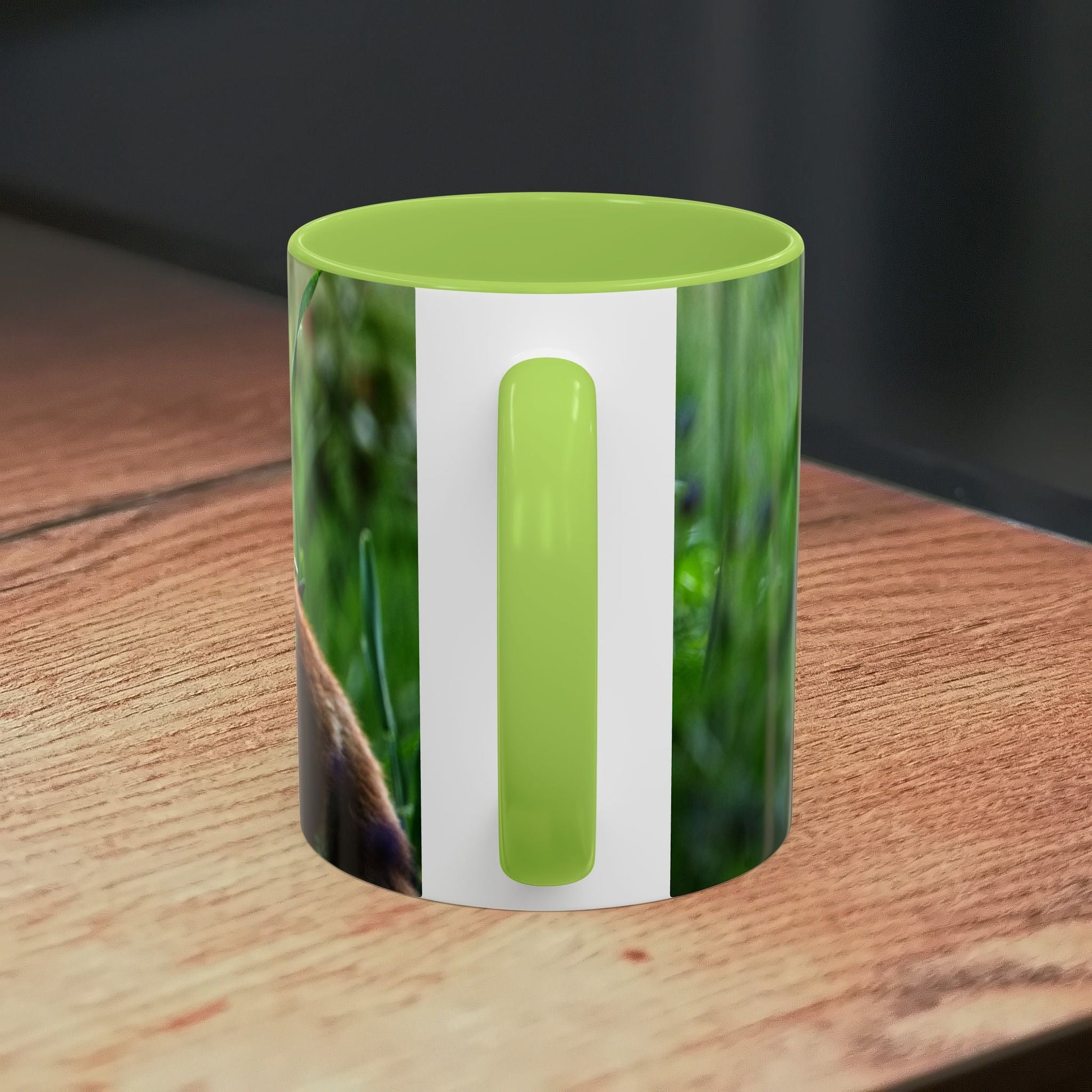 Fox-inspired accent coffee mug with nature design, ideal gift for wildlife lovers.