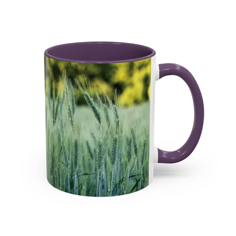 Beruhigender 325ml Weizenfeld Keramik-Becher, ideales Geschenk mit einem eleganten lila Henkel und lila Innenseite.