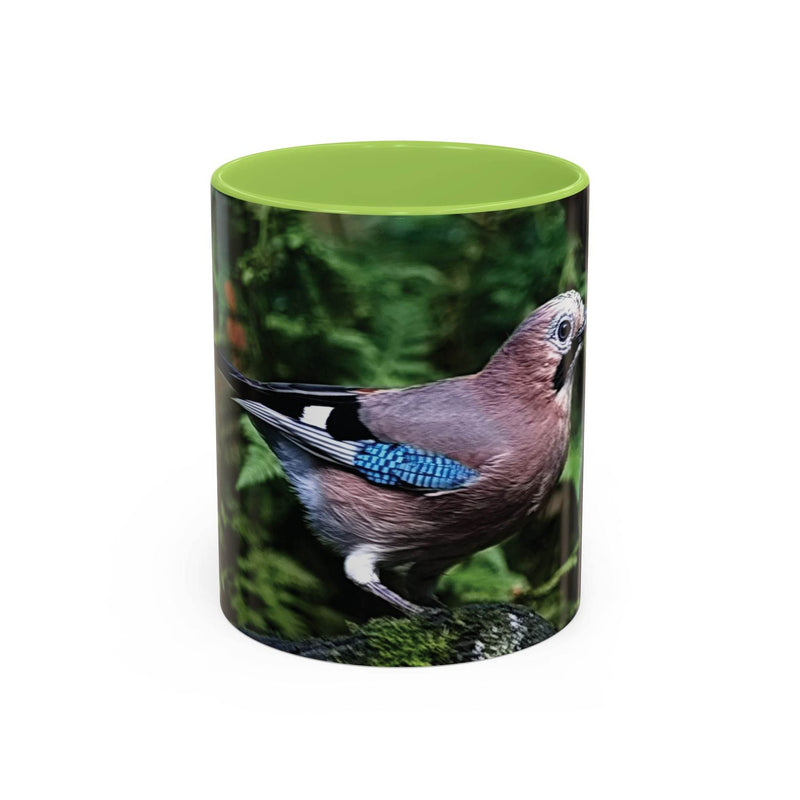 325ml bunter Eichelhäher Becher mit hellgrünem Henkel und Innenseite.