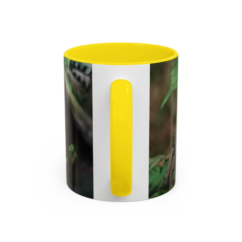 Bunter Eichelhäher Natur-Becher 325ml mit gelber Innenseite.