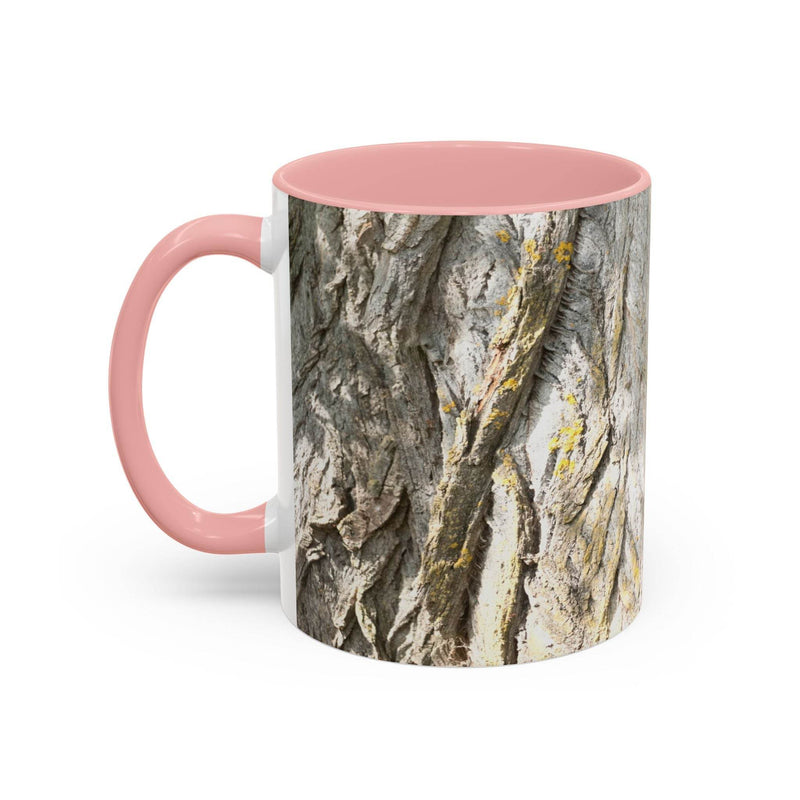 325ml Kaffeebecher mit rosa Henkel und rosa Innenseite, gestaltet im gemütlichen und rustikalen Tree Trunk Design.