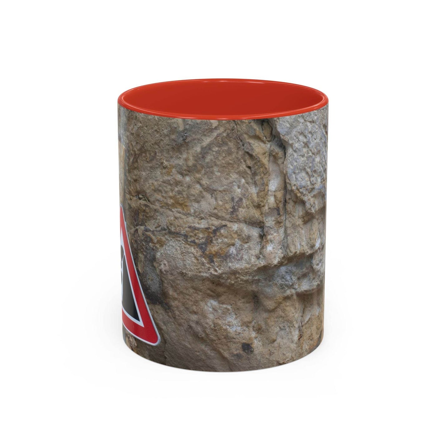 Robuster 325ml felsiger Keramik-Becher mit Achtung Steinschlag Schild, gestaltet mit rotem Henkel und roter Innenseite.