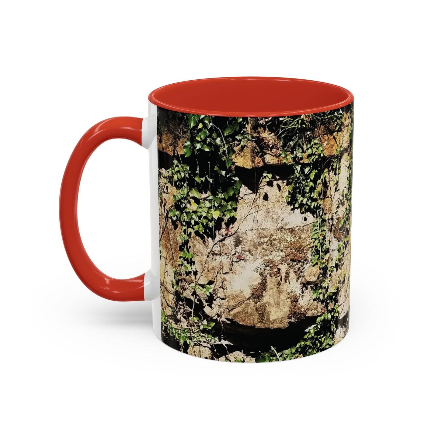 325ml Overgrown Rocks Adventure Kaffeebecher mit rotem Henkel und roter Innenseite, perfekt für Naturliebhaber.