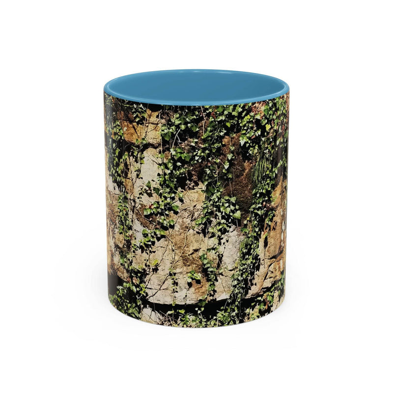 Natur-Abenteuer Kaffeebecher in der Größe 325ml mit einem hellblauen Henkel und hellblauer Innenseite für Outdoor-Fans.
